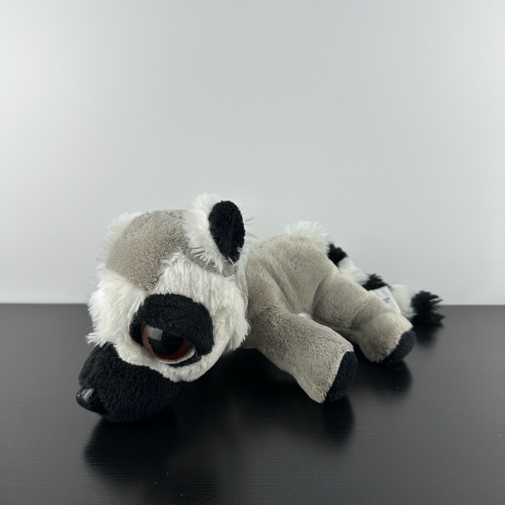 Russ Berrie Rare Lil Peepers Lemar Lemur 9” Large Gray Black White Plush Peeper